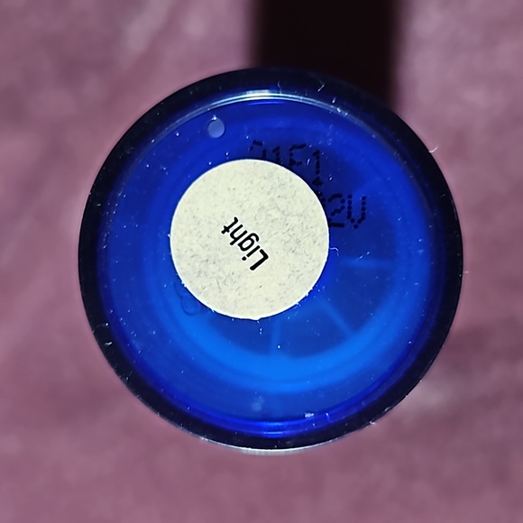 Makesense Color Correcting Tinted Moisturizer -Light - Picture 2 of 5